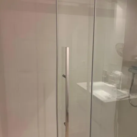 Casa * دينايا